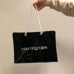 Large tote